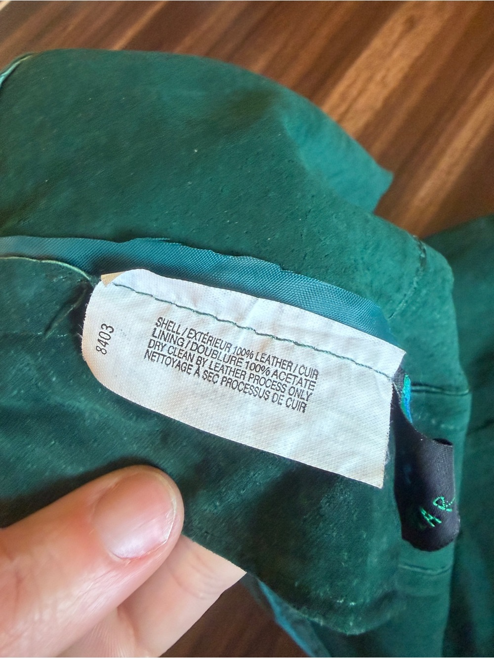 Vintage High-Waist Green leather Women’s Shorts - Picture 10 of 13